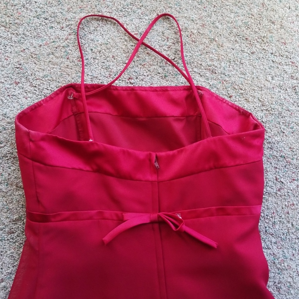 Beautiful Prom! RED DRESS - Picture 5 of 8
